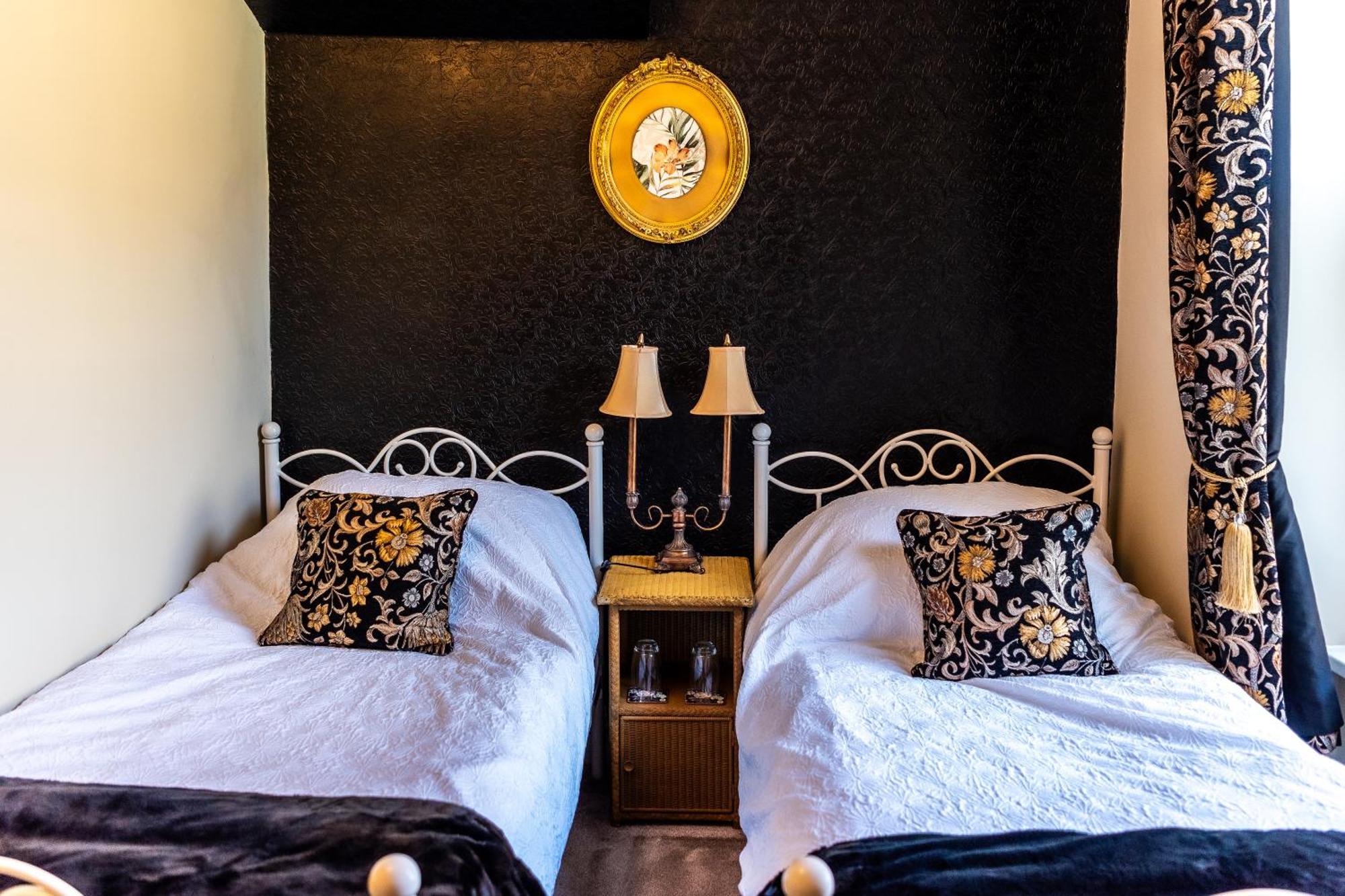 Mulberry House Hotell Llandudno Exteriör bild